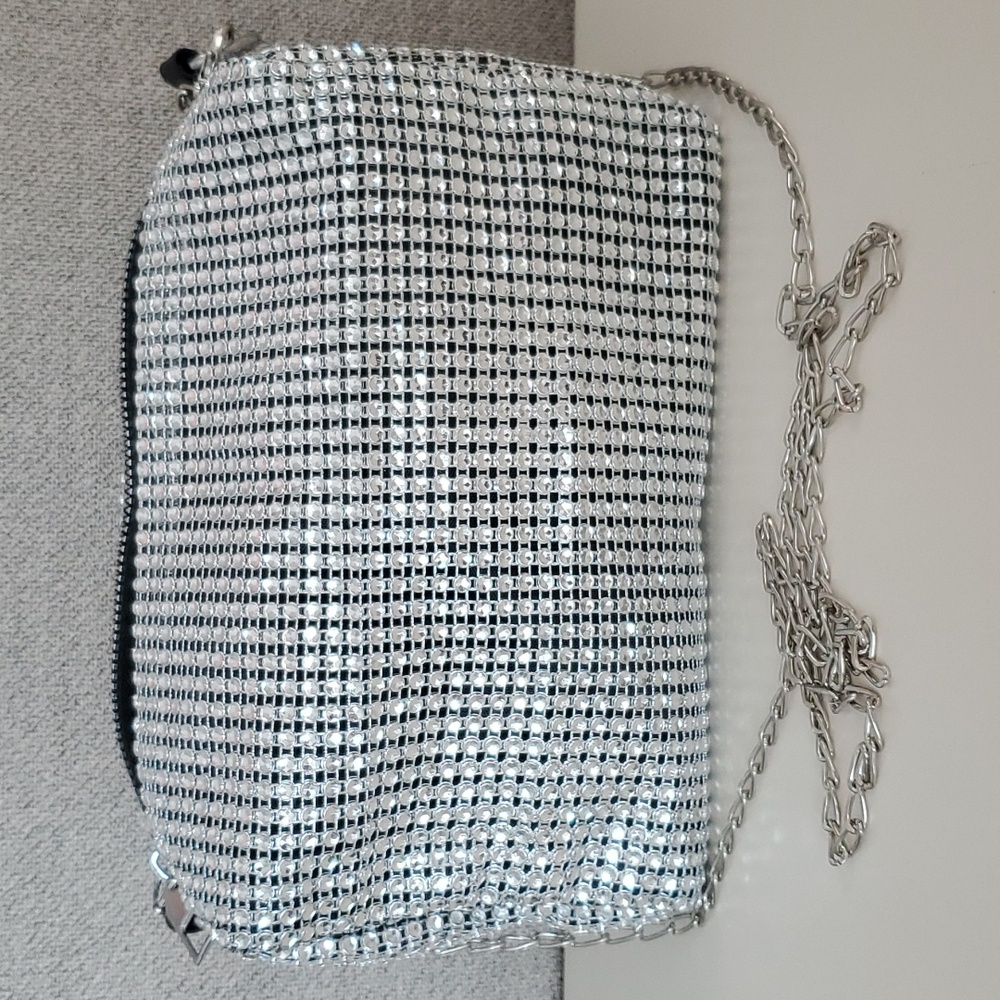 Small rhinestone purse. Color silver